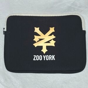 Zoo York Laptop Sleeve Old School New York Vintage 90s